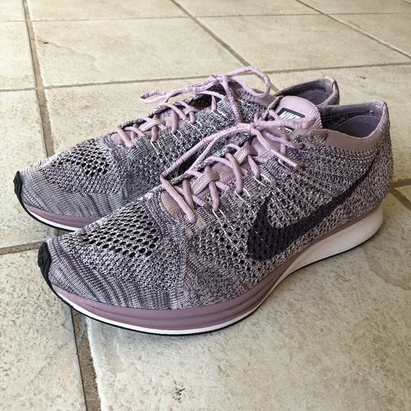 flyknit racer lavender